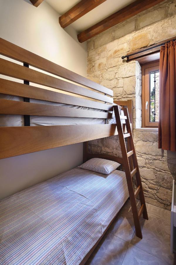 Kantara House - A Rural Retreat Of Comfort & Class! Arsos Buitenkant foto